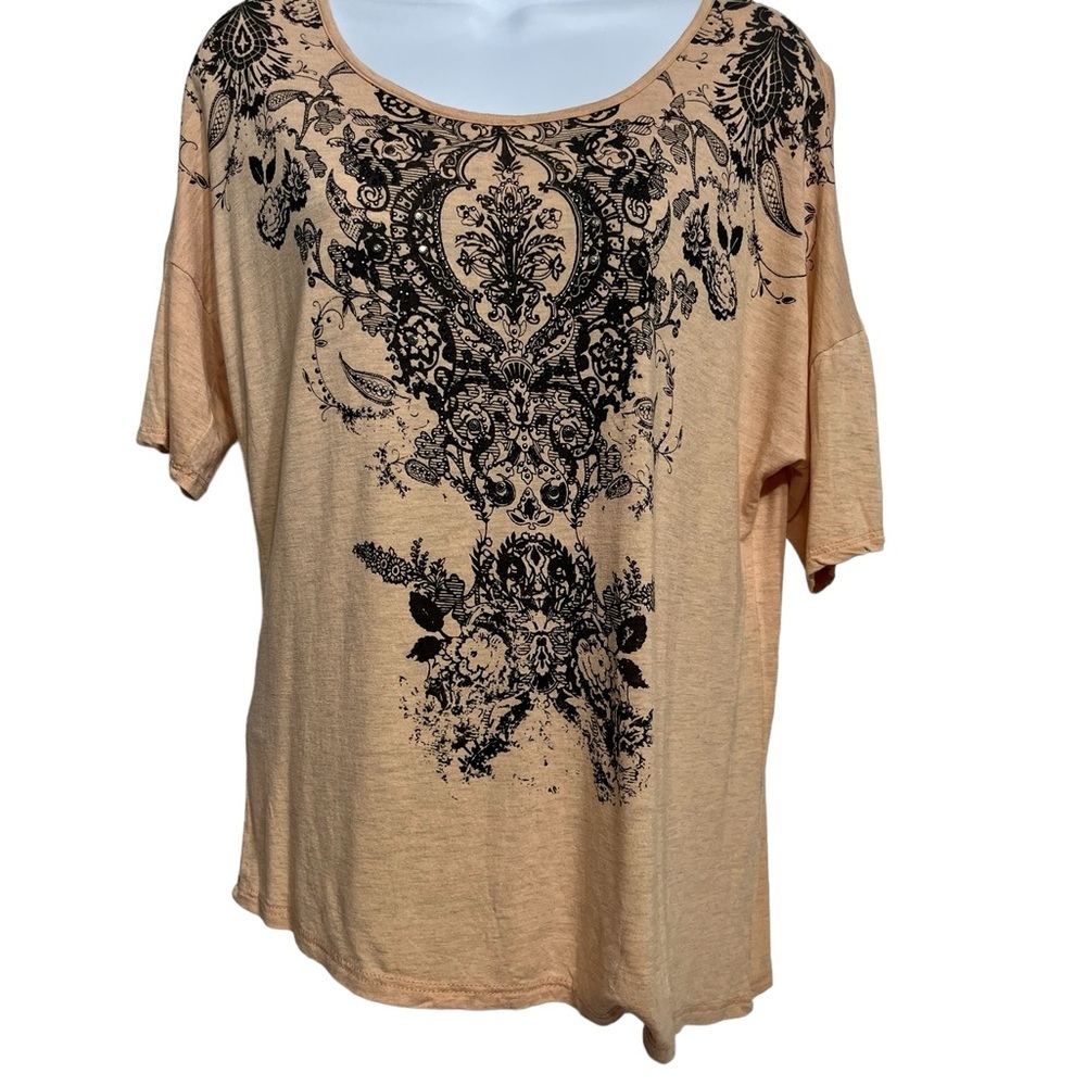 🔥Daytrip embellished tee size medium